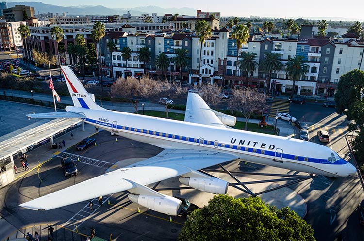United Douglas DC-8 United Douglas DC-8